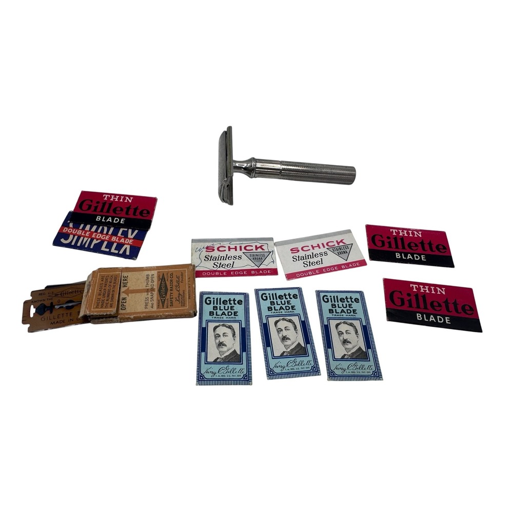 Vintage Gillette Safety Razor Kit Double Edge Razor Blades Travel Case Set - Picture 8 of 13